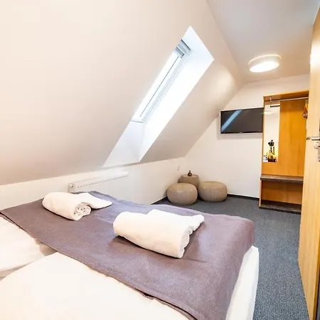 Bed and Breakfast Avanti , W Centrum Przy Jeziorze I Promenadzie, Sniadanie , Obiad Lub Obiadokolacja Mikołajki