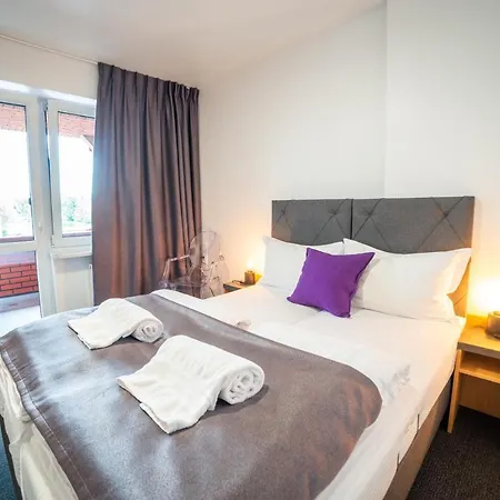 Bed & Breakfast Avanti , W Centrum Przy Jeziorze I Promenadzie, Sniadanie , Obiad Lub Obiadokolacja Mikołajki