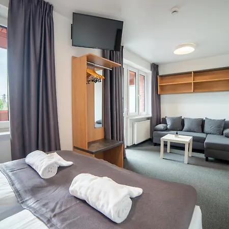 Avanti , W Centrum Przy Jeziorze I Promenadzie, Sniadanie , Obiad Lub Obiadokolacja Bed and breakfast Mikołajki