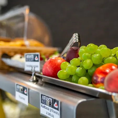 Avanti , W Centrum Przy Jeziorze I Promenadzie, Sniadanie , Obiad Lub Obiadokolacja Bed and breakfast 3*