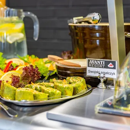 Alojamento de Acomodação e Pequeno-almoço Avanti , W Centrum Przy Jeziorze I Promenadzie, Sniadanie , Obiad Lub Obiadokolacja 3*