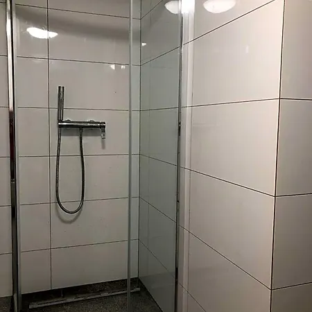 Avanti , W Centrum Przy Jeziorze I Promenadzie, Sniadanie , Obiad Lub Obiadokolacja Alojamento de Acomodação e Pequeno-almoço 3*