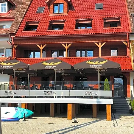 Avanti , W Centrum Przy Jeziorze I Promenadzie, Sniadanie , Obiad Lub Obiadokolacja Mikołajki