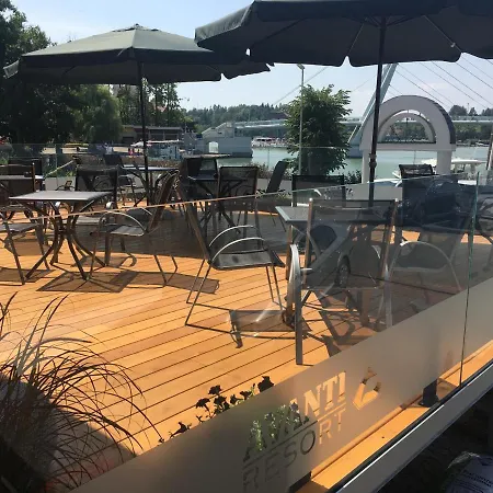 Avanti Mikolajki: Lakeside Retreat With Dining Options *