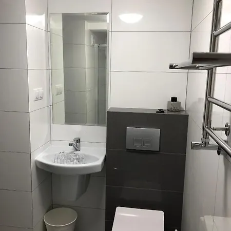 Avanti , W Centrum Przy Jeziorze I Promenadzie, Sniadanie , Obiad Lub Obiadokolacja Mikołajki