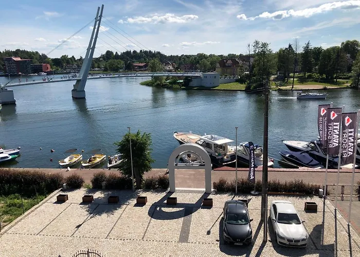 Alojamento de Acomodação e Pequeno-almoço Avanti , W Centrum Przy Jeziorze I Promenadzie, Sniadanie , Obiad Lub Obiadokolacja Mikołajki